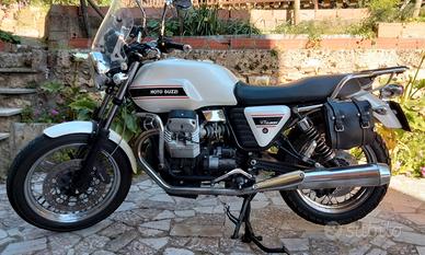 Moto Guzzi v7 classic