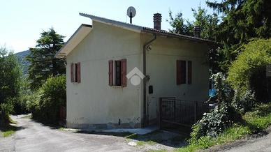 CASA INDIPENDENTE A NEVIANO DEGLI ARDUINI