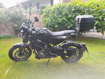 Husqvarna Svartpilen 401 - 2023