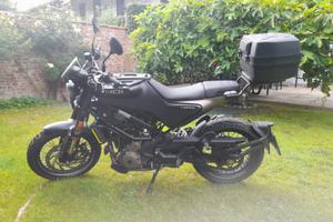 Husqvarna Svartpilen 401 - 2023