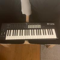 Novation launchkey 49