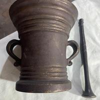 Vintage mortaio di bronzo