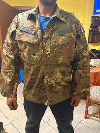 completo esercito militare