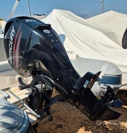 Motore mercury 40/60.