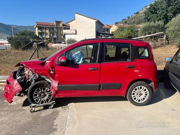 Fiat panda incidentata 