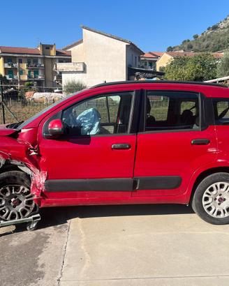 Fiat panda incidentata 
