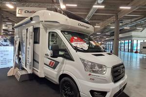 Challenger 250 GRAPHITE EDITION IL COMPATTO CHE NO