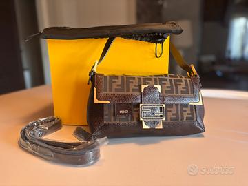 Fendi stupenda Baguette pelle e tessuto