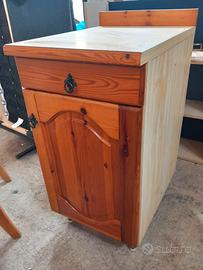 Mobiletto Rustico in Legno con Cassetto e Anta