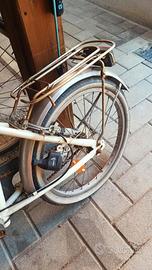 Bicicletta pieghevole, tipo "Graziella"