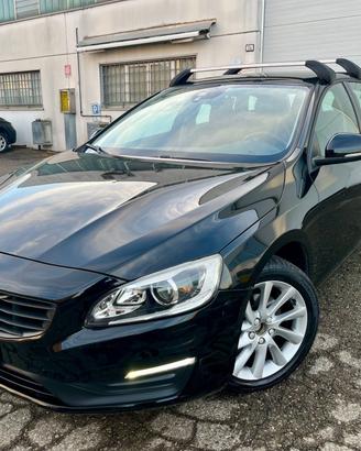 Volvo V60 2.0d 120cv 2016 127.000km euro6 perfetta