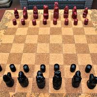 Il gioco degli scacchi tutto artigianale