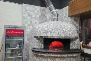 Pizzeria d'Asporto con Forno a Legna - Fuor