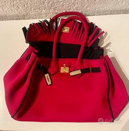 Borsa in neoprene con frange
