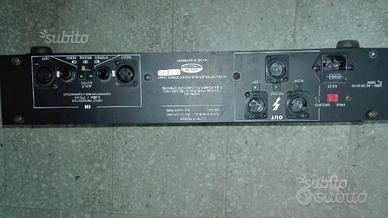 Amplificatore impianto audio