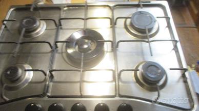 piano cottura 5 fuochi