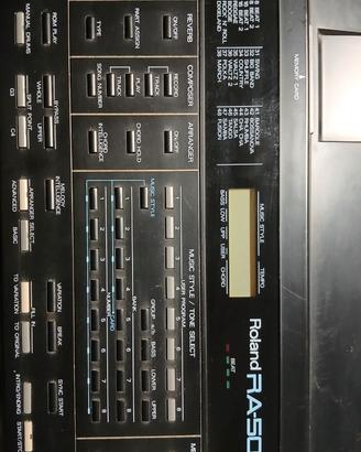 Roland RA - 50 REAL TIME ARRANGER CON 5 SCHEDE