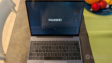 HUAWEI MateBook 13 - Ryzen 5 / 8GB RAM / 256GB SSD