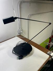 Lampada da tavolo Lumina