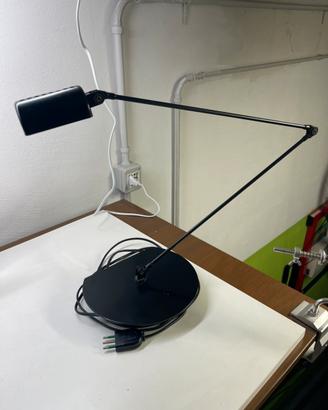 Lampada da tavolo Lumina