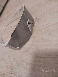 Occhiali da sole veloci