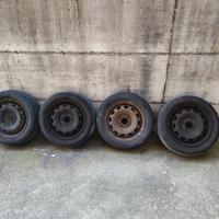 4 cerchi con gomme