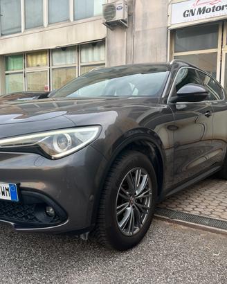 Alfa Romeo Stelvio 2.2 Turbodiesel 210 CV AT8 Q 4 
