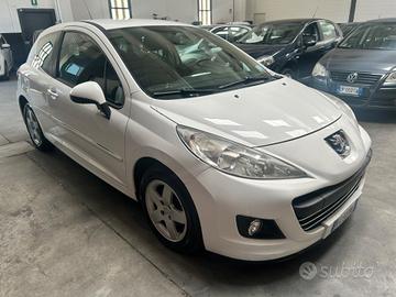 Peugeot 207 1400 hdi 60 cv neopatentati
