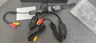 Retrocamera auto wireless 2,4 GHz universale