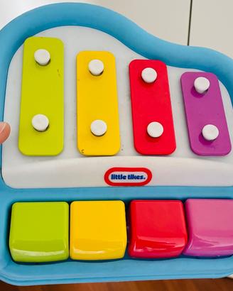 Piano Little Tikes e piramide di anelli Fisher P.