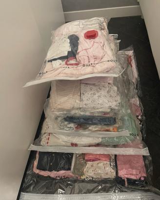 Stock vestiti bambina 0-12 mesi