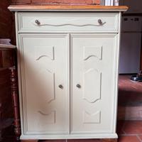 Credenza color salvia