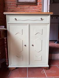 Credenza color salvia