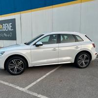 AUDI Q5 40 TDI BUSINESS SPORT 2.0 190 CV