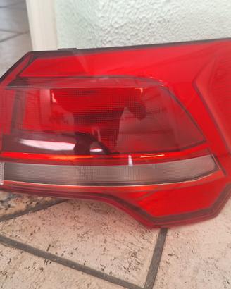 Fanale posteriore Audi Q3
