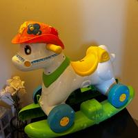 Cavallino cavalcabile bambino chicco