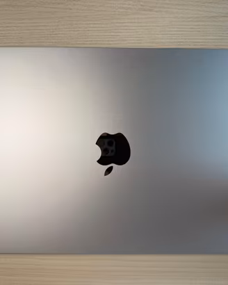 MacBook Air 13" M5