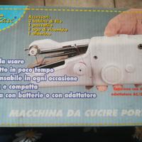 Macchina da cucire portatile mai usata
