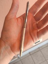 S.T. DuPont Classique Penna a Sfera silver plated
