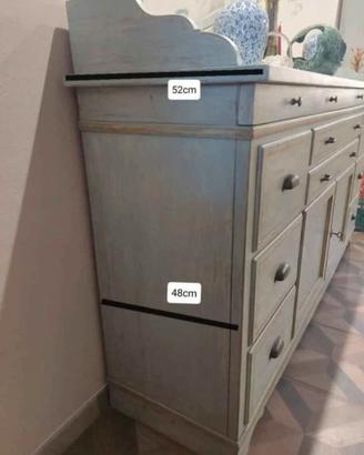 Mobili in legno massello in arte provenzale 