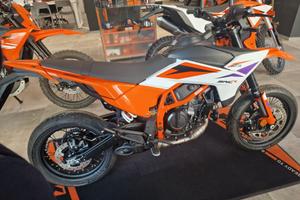 Ktm 390 SMC R