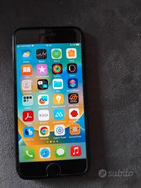 IPHONE 8 con cavetto