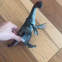 Terizinosauro dinosauro jurassic world collezione