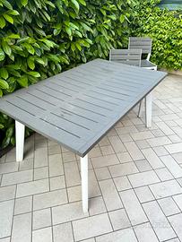 Tavolo da giardino