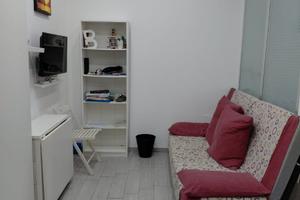 Monolocale ristrutturato e arredato a Pastena