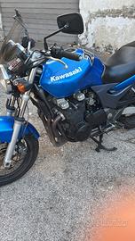 Kawasaki Zr7