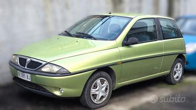 Lancia Y 1.2i 16V neopatentati