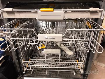 Ceste lavastoviglie miele 12 coperti