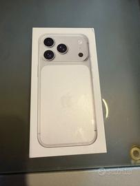 Iphone 17 pro argento