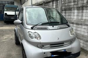 Smart 450 coupé 600